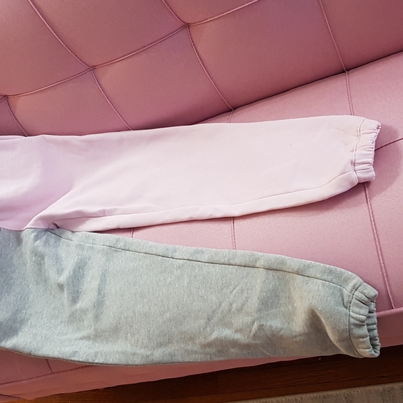 New 2 Toned Pink & Grey Adorable Sweat Pants - Picture 7 of 17